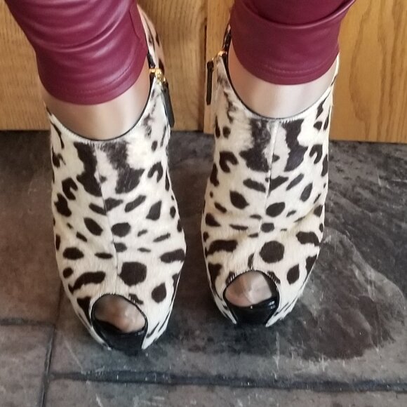 Size 42 Giuseppe Zanotti Lepard Heel-Less Wedge - Picture 2 of 16
